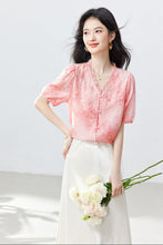 Muatkan imej ke dalam penonton Galeri, Rita Pink Lace V-Neck Longevity Top