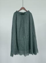Load image into Gallery viewer, Amazing Relaxing Skirt
