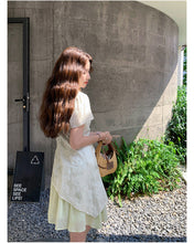 Load image into Gallery viewer, Abby Timeless Bloom Embroidery Maison Aristocrat
