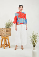 Load image into Gallery viewer, Red Sakura Print Zena Top
