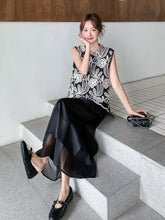 Load image into Gallery viewer, Melinda 2-Piece Black Lace Embroidered Federica Set
