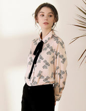 Load image into Gallery viewer, Stylish Leopard Shirt
