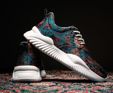 Load image into Gallery viewer, Floral Embroidery Brocade Traditional Chinese Style Sports Shoes Sneaker
