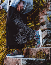Load image into Gallery viewer, Floral Embroidery Brocade Traditional Chinese Style Sports Shoes Sneaker
