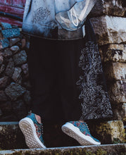 Load image into Gallery viewer, Floral Embroidery Brocade Traditional Chinese Style Sports Shoes Sneaker
