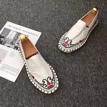 Load image into Gallery viewer, Cloud Embroidery Traditional Chinese Causal Shoes Loafers
