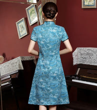 Load image into Gallery viewer, Knee Length Short Sleeve Suede Cheongsam with Long Sleeve Coat
