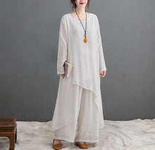 Load image into Gallery viewer, Round Neck Asymmetrical Hem Hanfu Two-Piece Traditional Chinese Costume
