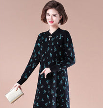 Load image into Gallery viewer, Key Hole Neck Long Sleeve Knee Length A-line Floral Knit Dress
