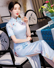 Load image into Gallery viewer, Mandarin Collar Short Sleeve Full Length Traditional Cheongsam
