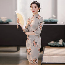 Load image into Gallery viewer, 3/4 Sleeve Knee Length Traditional Cheongsam Floral Suede Chinese Dress
