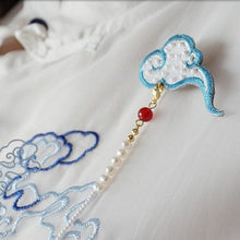 Load image into Gallery viewer, Crane Shape Embroidery with Tassel Gilding Brooch
