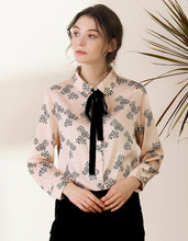 Load image into Gallery viewer, Stylish Leopard Shirt
