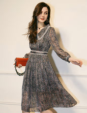 Load image into Gallery viewer, Bright Relaxed Dress
