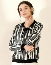 Load image into Gallery viewer, Contrast Stripes Coat
