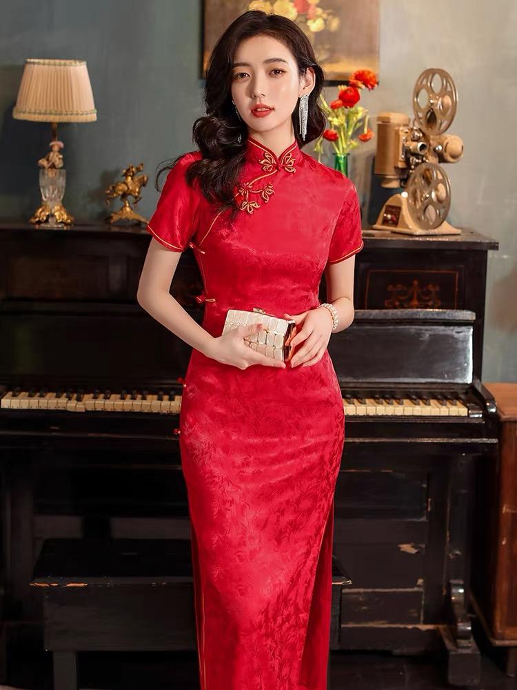 Floral pattern, jacquard silk satin long Qipao