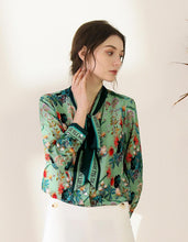 Muatkan imej ke dalam penonton Galeri, Ribbon Collar Shirt
